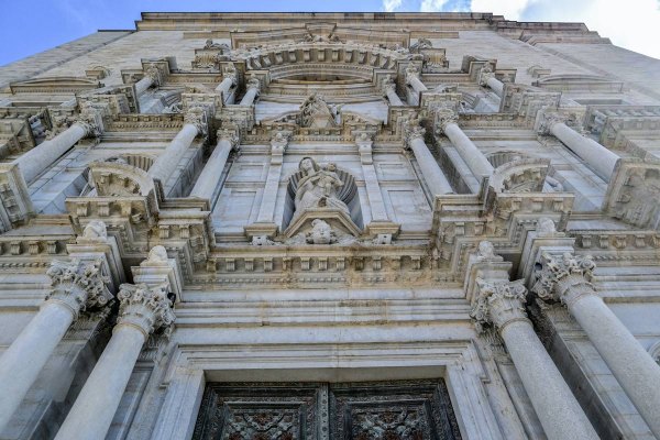 забележителности в Жирона