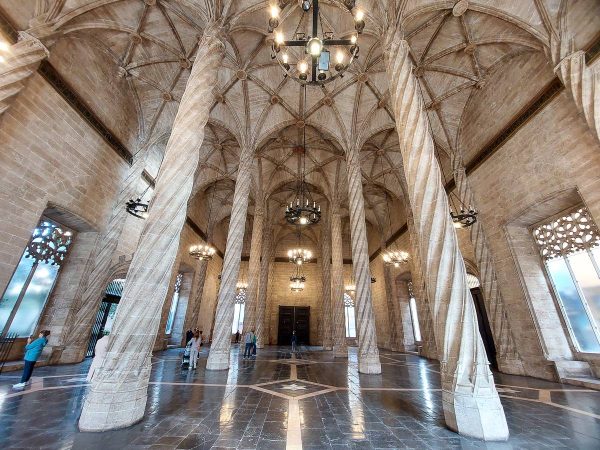 Копринената борса на Валенсия