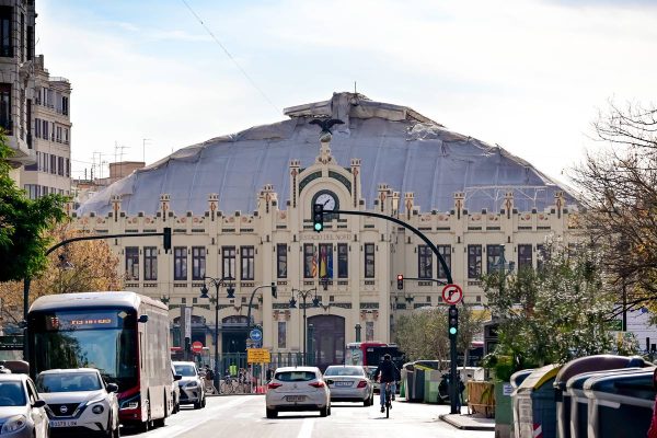 Площадът пред Кметството на Валенсия